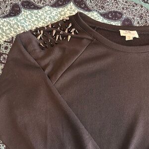 Black long sleeved studded shoulder appliqué sweatshirt